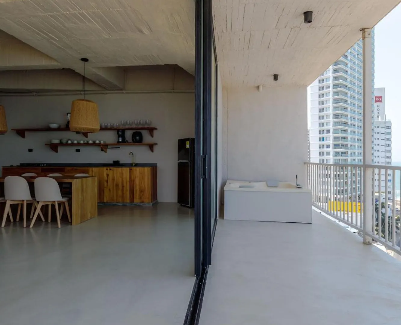 Bondo Estudio Cartagena Colombia